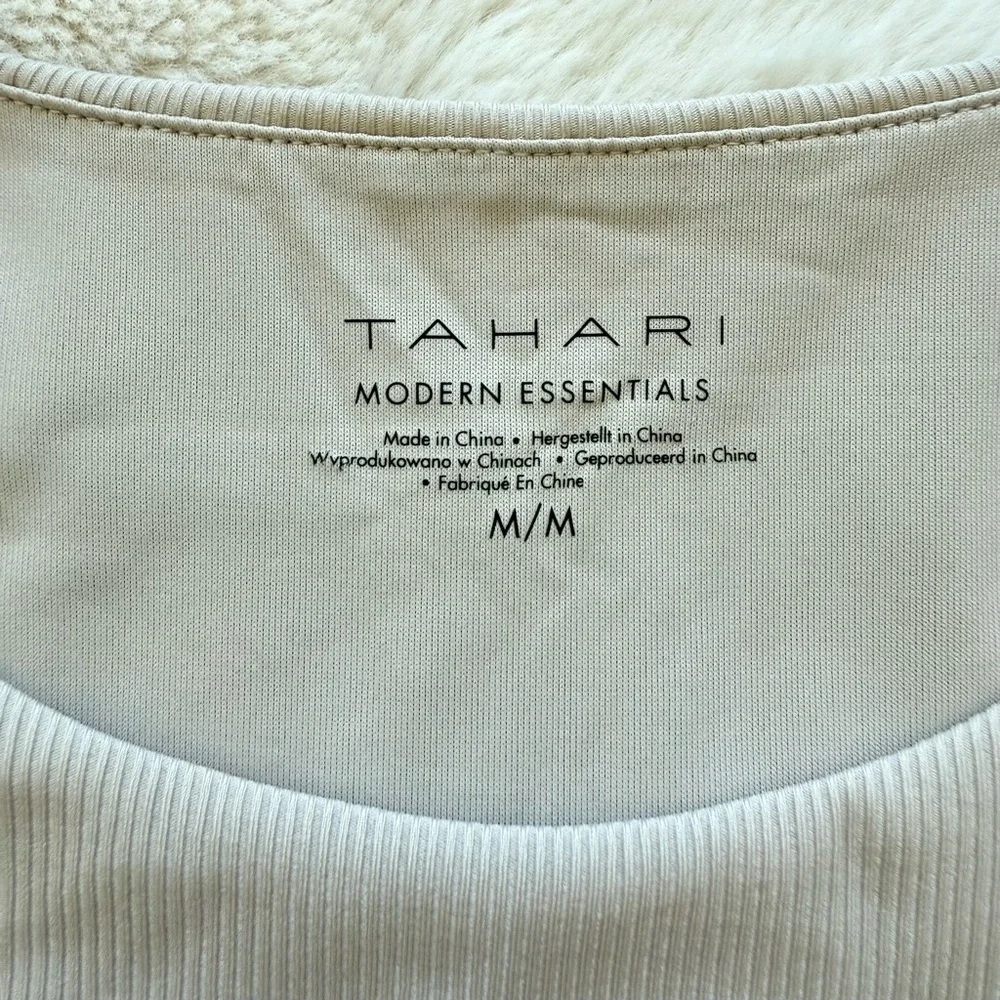 NEW!!! Tahari women tank top size M